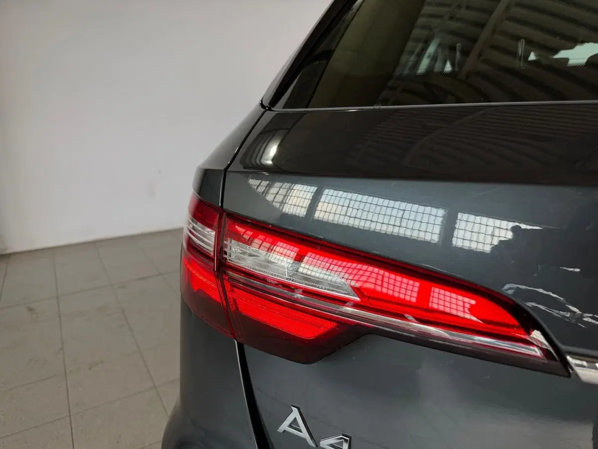 Audi A4 Avant usata a Monza e Brianza (20)