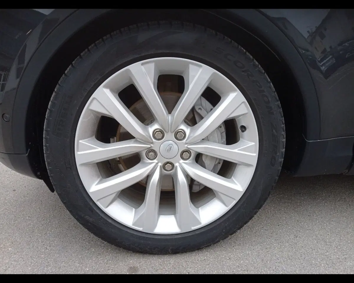 Land Rover Discovery usata a Prato (10)