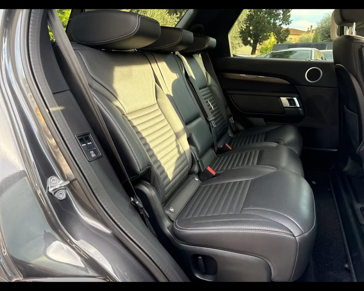 Land Rover Discovery usata a Prato (16)