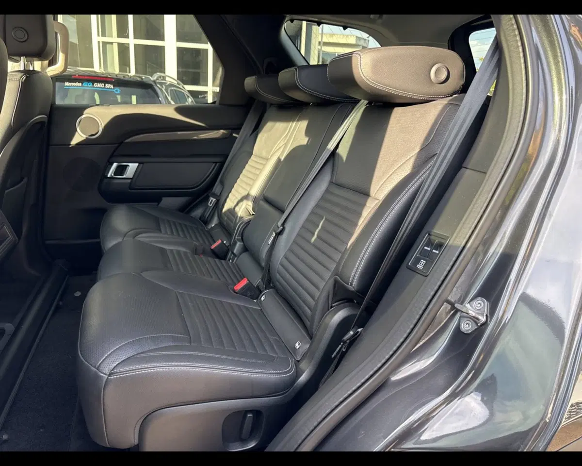 Land Rover Discovery usata a Prato (20)
