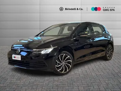 Volkswagen Golf 2.0 TDI DSG SCR Life del 2023 usata a Vinci