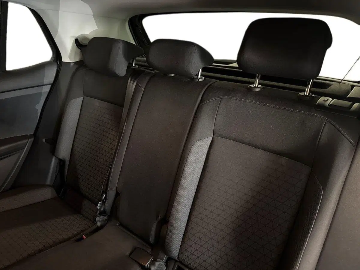 Volkswagen T-Cross usata a Prato (12)