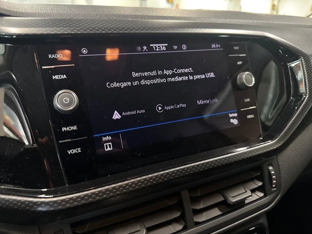 Volkswagen T-Cross usata a Prato (19)