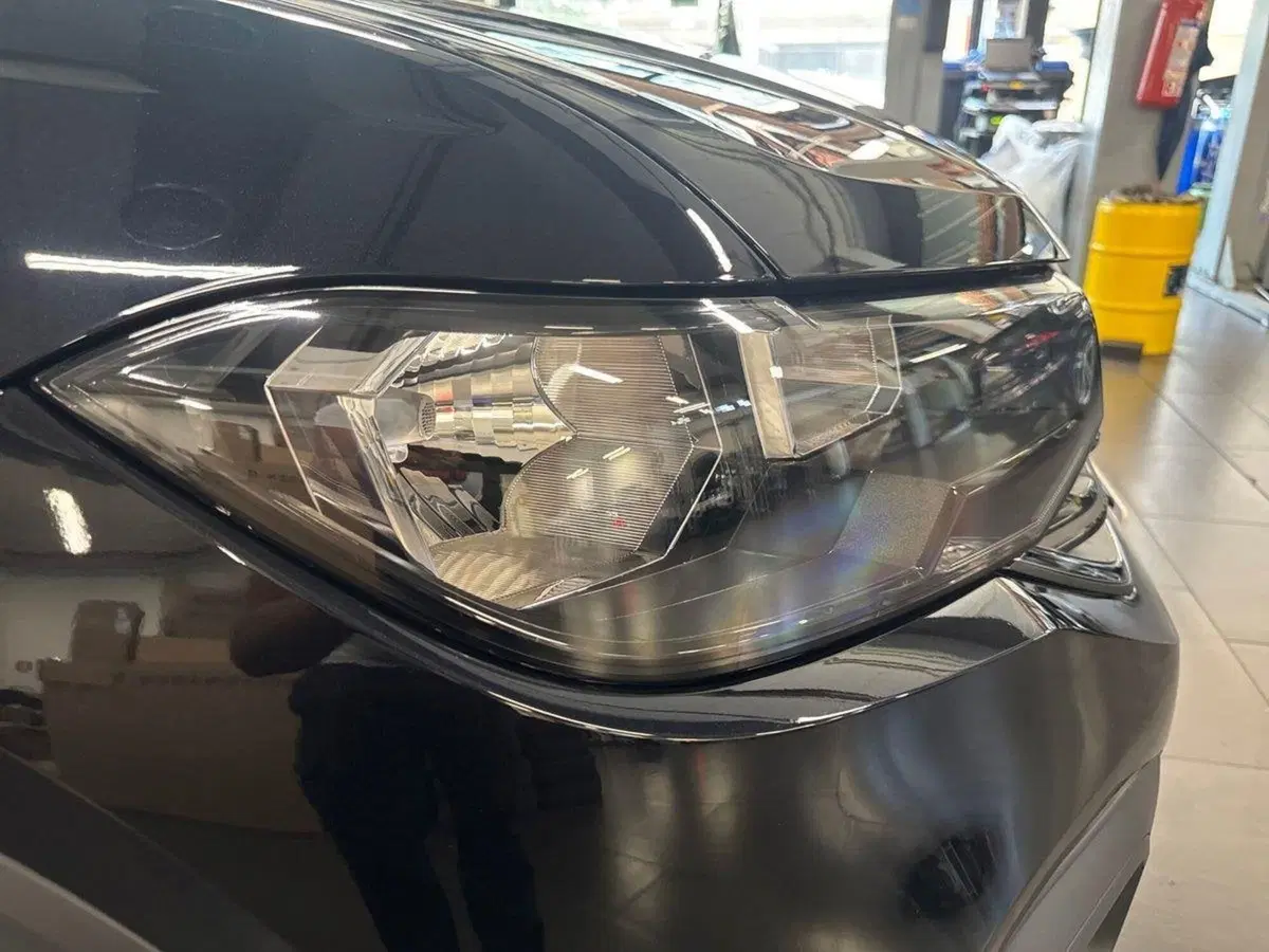Volkswagen T-Cross usata a Prato (7)