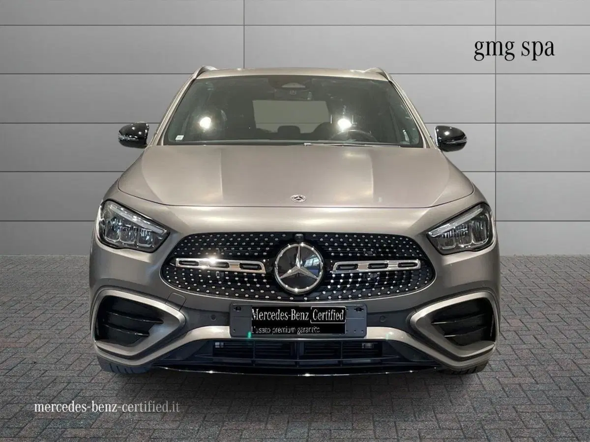 Mercedes-Benz GLA SUV usata a Prato (3)