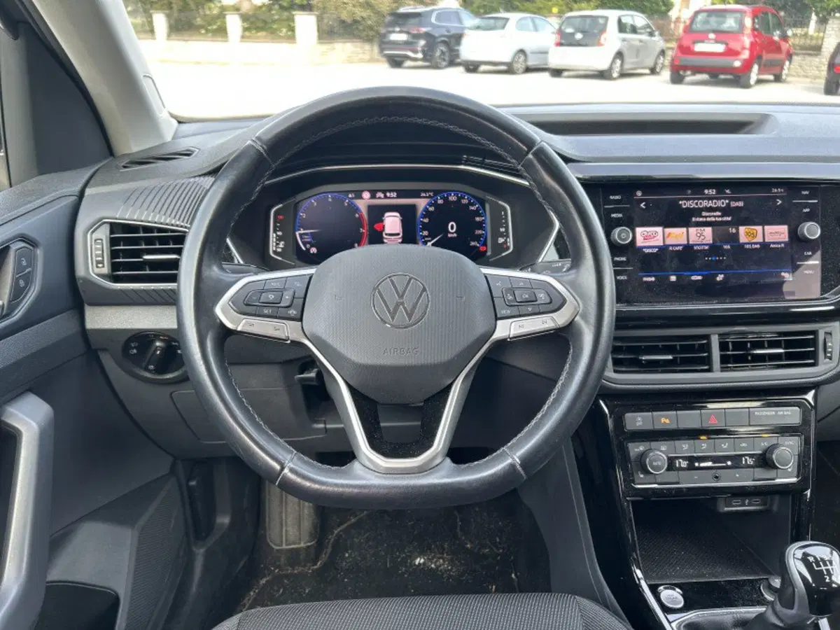 Volkswagen T-Cross usata a Cuneo (11)
