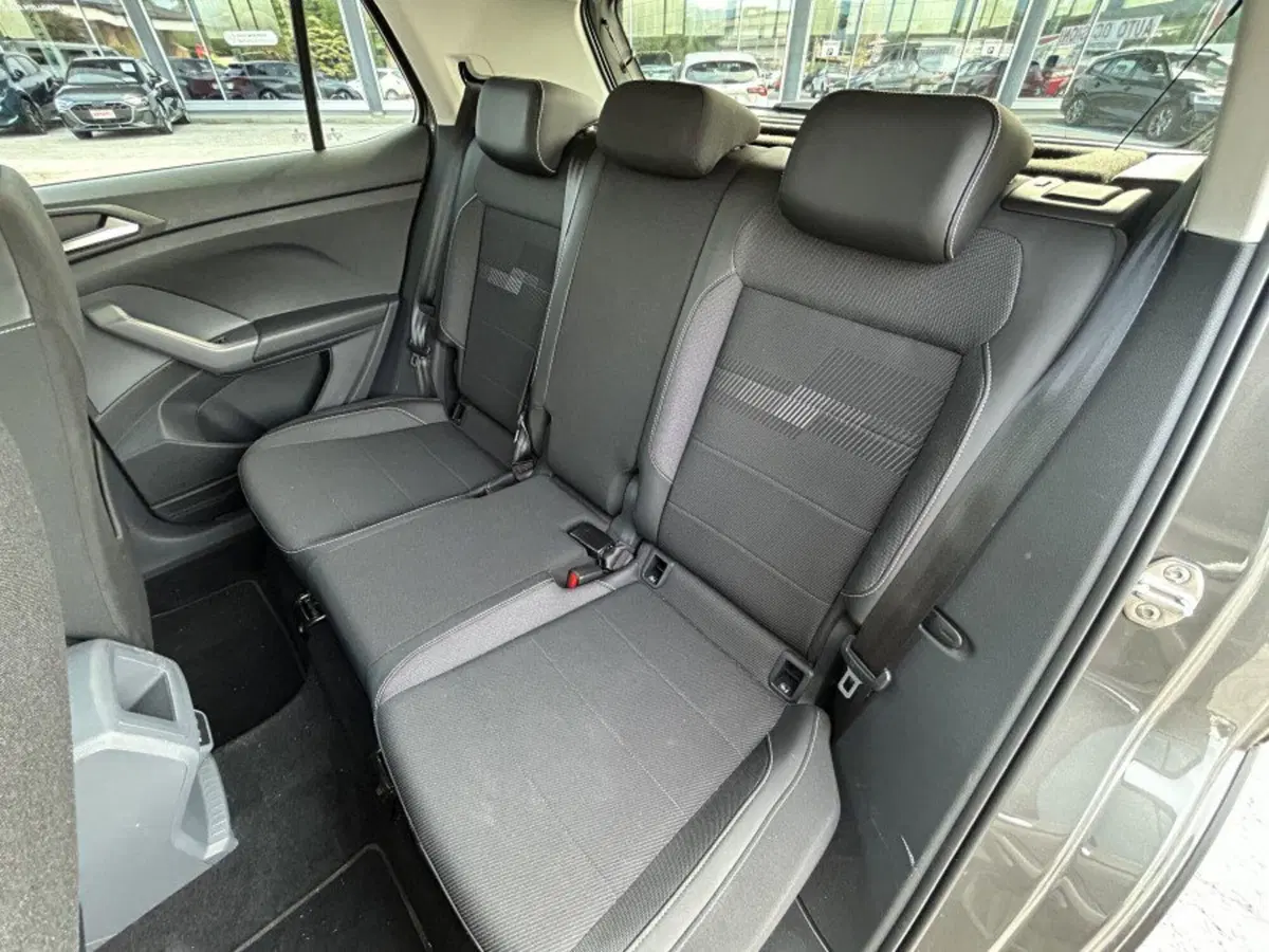 Volkswagen T-Cross usata a Cuneo (8)