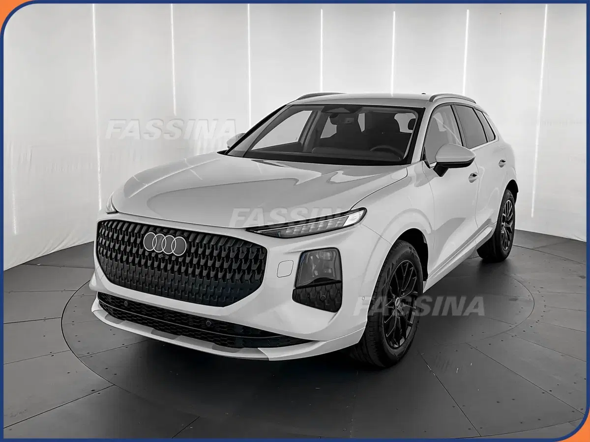 Audi Q3 nuova a Milano (3)