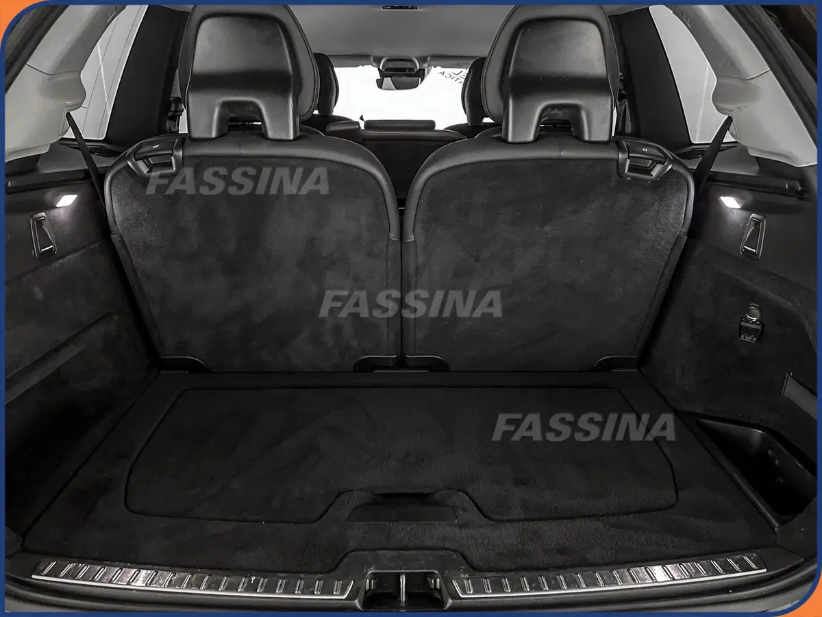 Volvo XC90 usata a Milano (13)