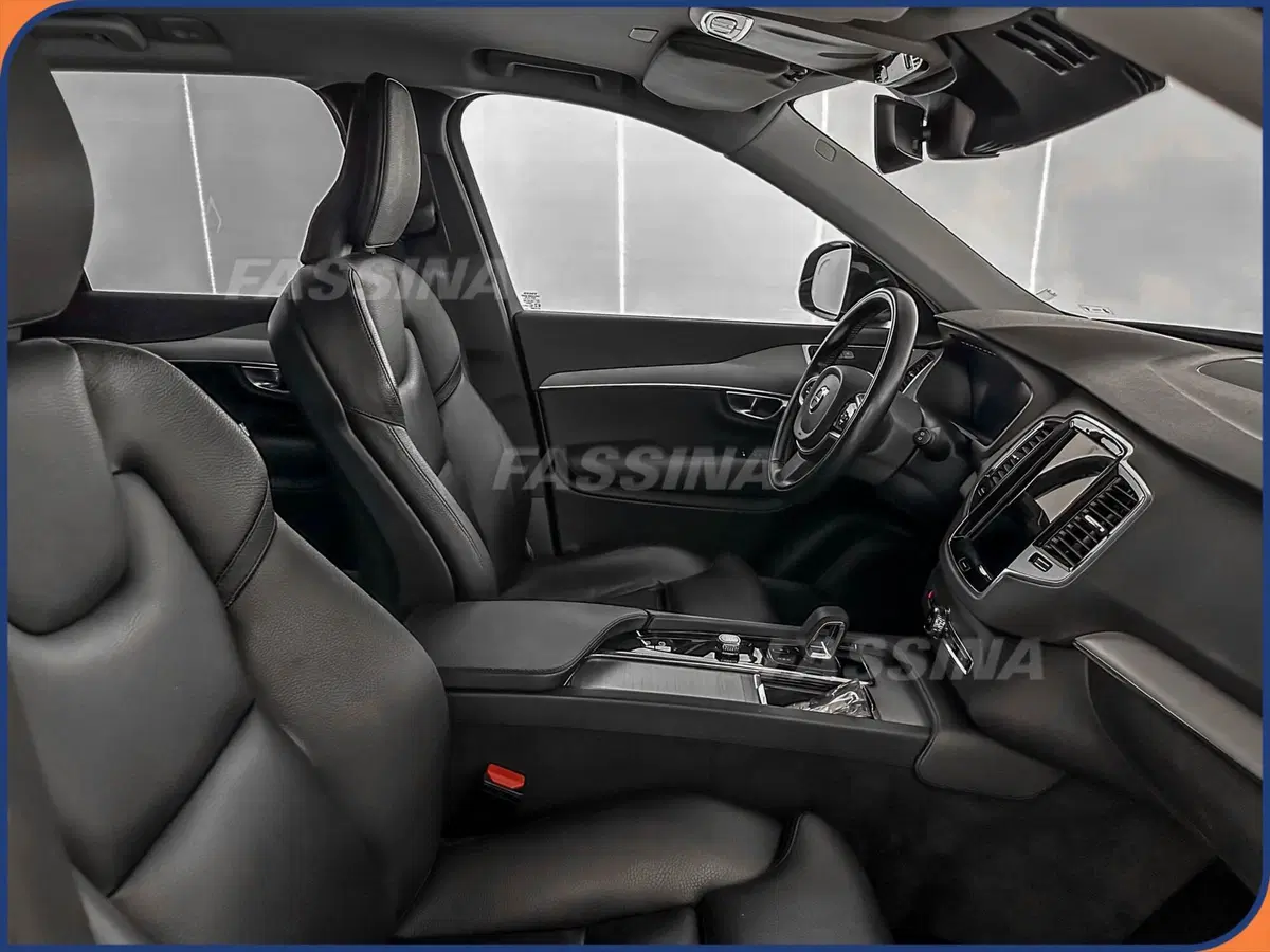 Volvo XC90 usata a Milano (15)