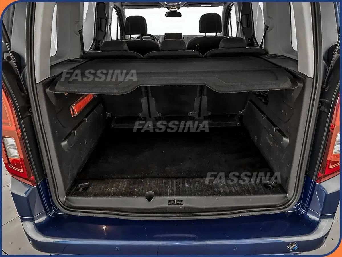 Opel Combo Furgone usata a Milano (12)
