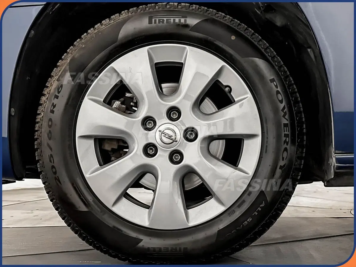 Opel Combo Furgone usata a Milano (7)