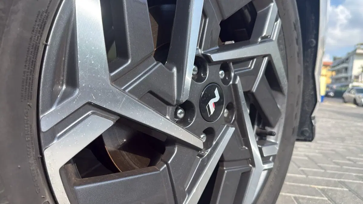 Hyundai Kona usata a Massa-Carrara (17)
