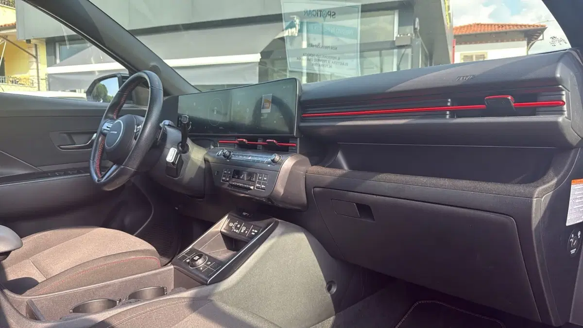 Hyundai Kona usata a Massa-Carrara (5)