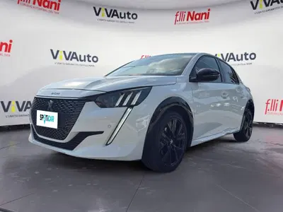 Peugeot 208 PureTech 100 Stop&amp;Start 5 porte GT del 2023 usata a Massa