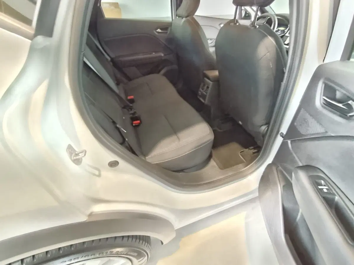 Renault Captur usata a Massa-Carrara (12)