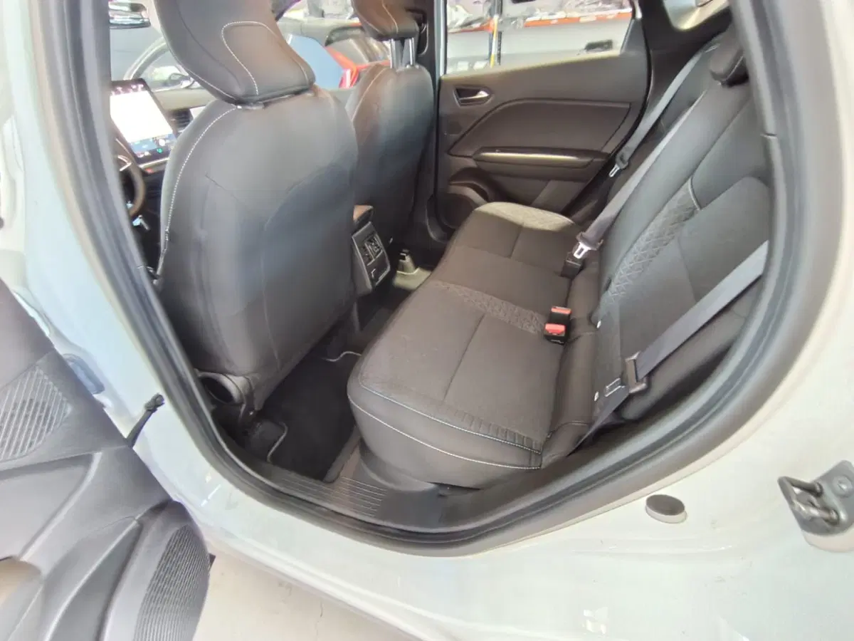 Renault Captur usata a Massa-Carrara (13)