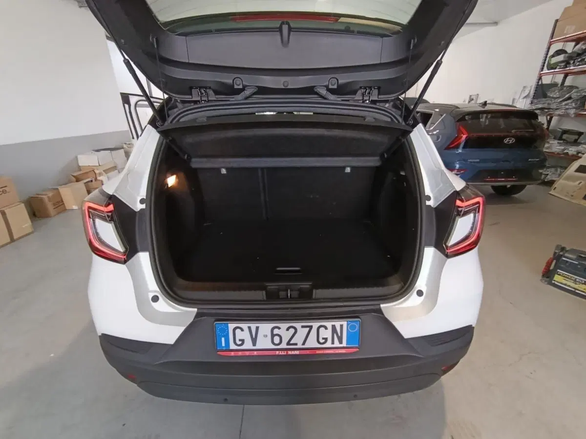Renault Captur usata a Massa-Carrara (15)