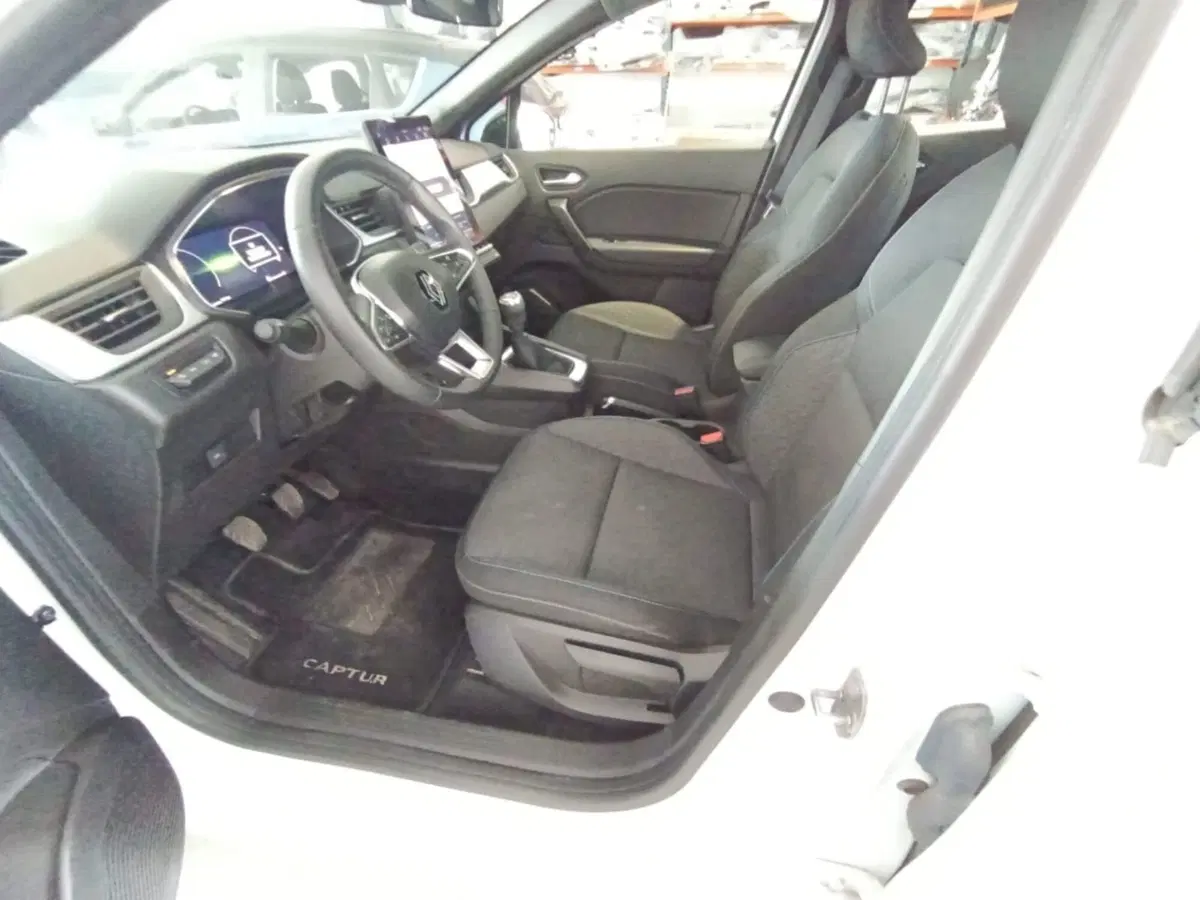 Renault Captur usata a Massa-Carrara (17)
