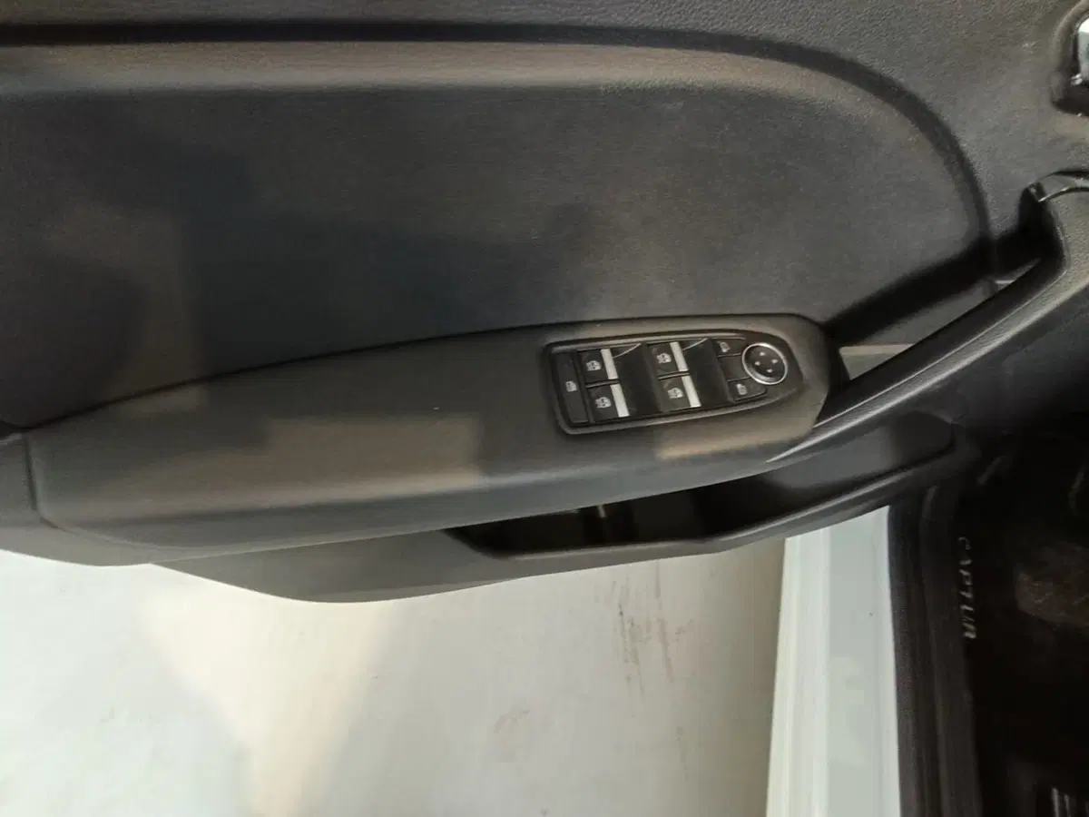Renault Captur usata a Massa-Carrara (20)