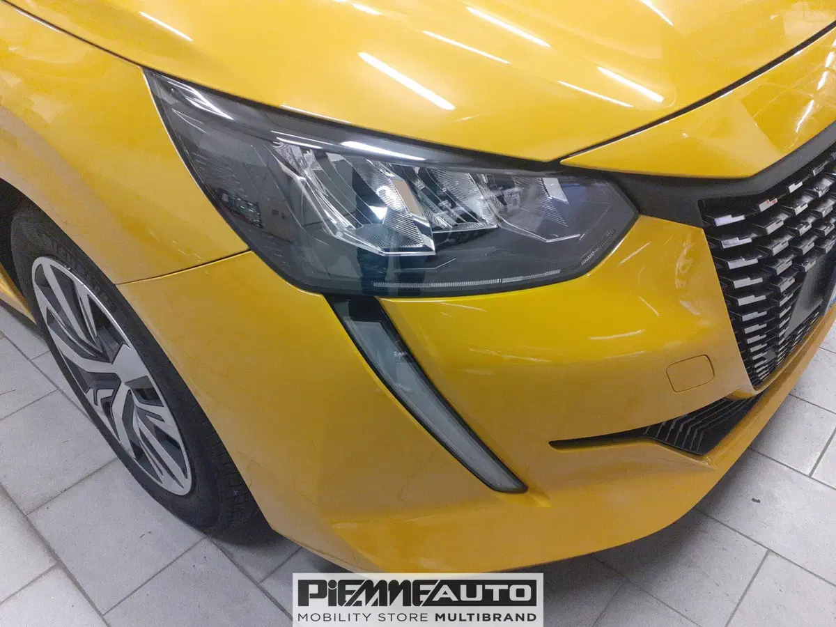 Peugeot 208 usata a Parma (16)