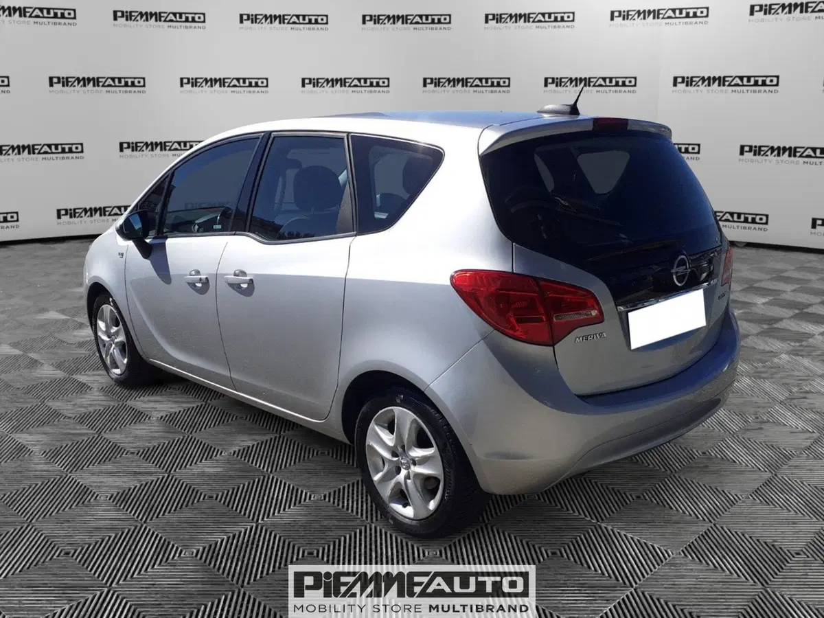 Opel Meriva usata a Piacenza (4)