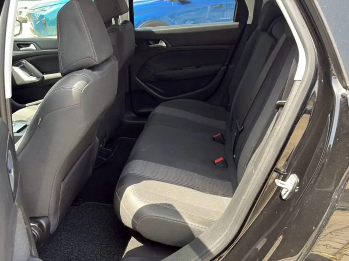 Peugeot 308 SW usata a Foggia (16)