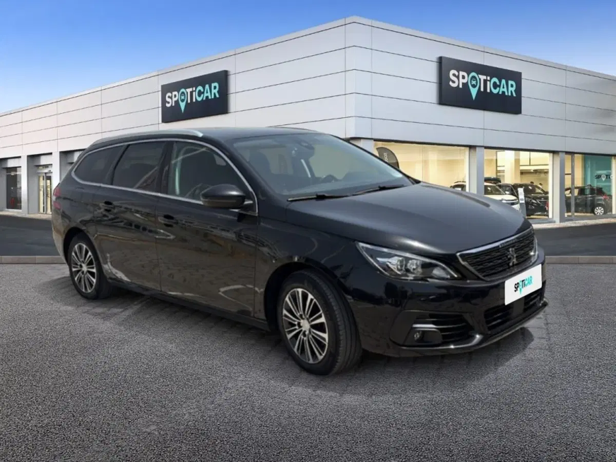 Peugeot 308 SW usata a Foggia (3)