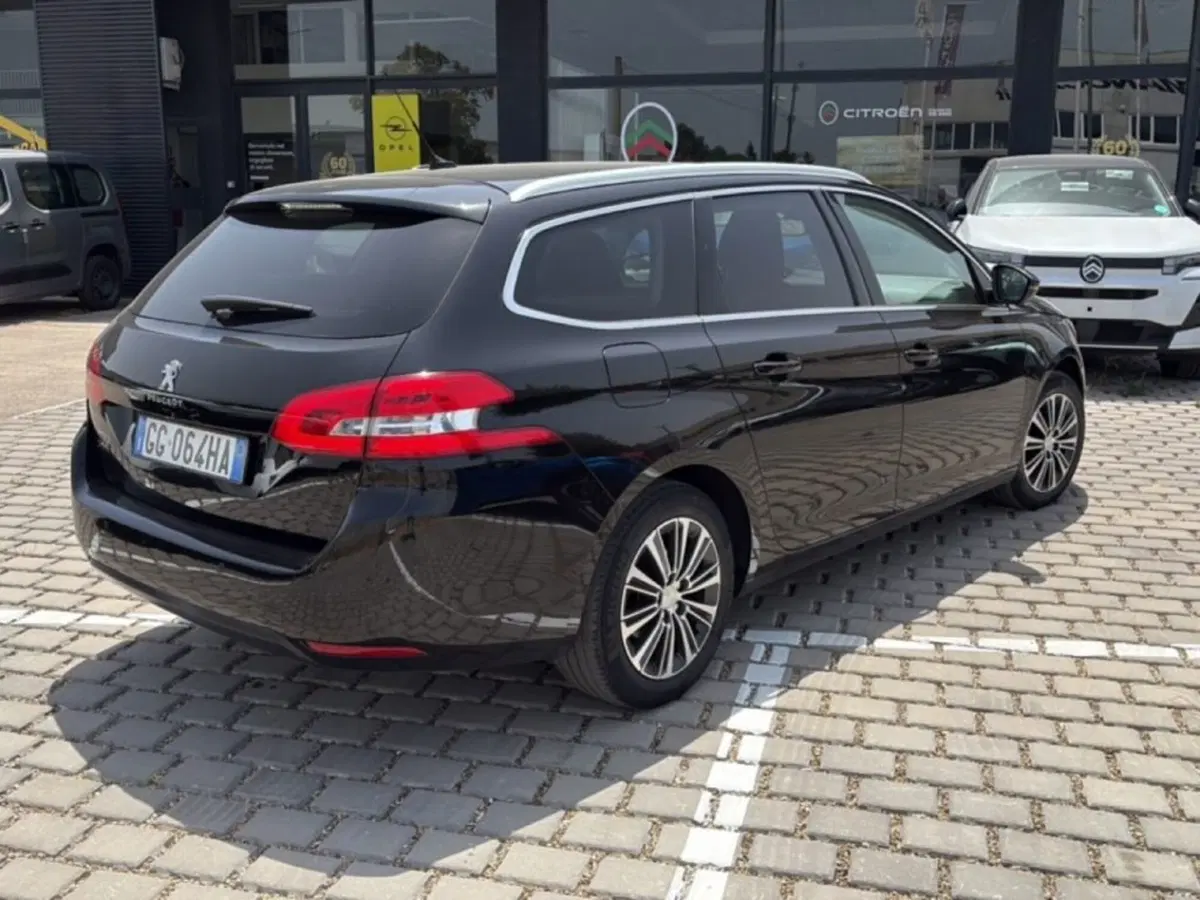 Peugeot 308 SW usata a Foggia (5)