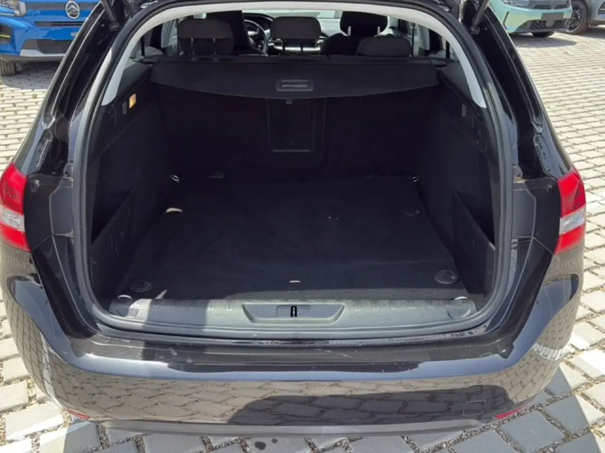 Peugeot 308 SW usata a Foggia (7)
