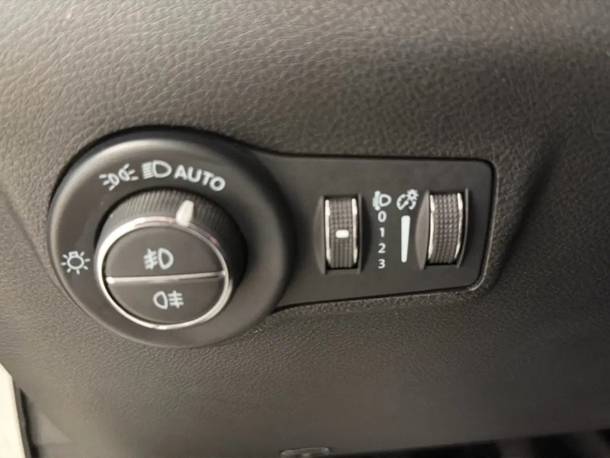 Jeep Compass usata a Palermo (10)