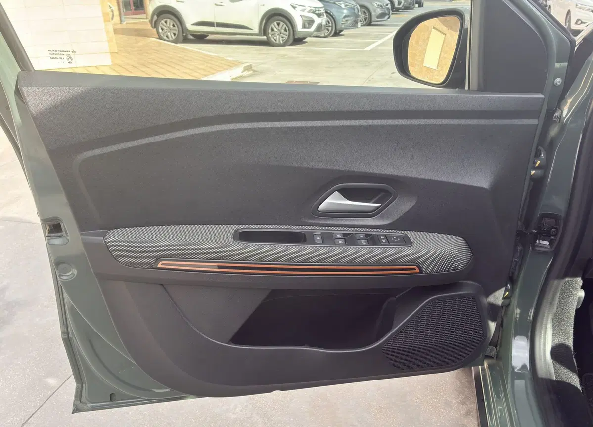 Dacia Sandero Stepway usata a Frosinone (8)