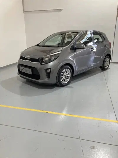 Kia Picanto 1.0 12V 5 porte AMT Style del 2023 usata a Barletta