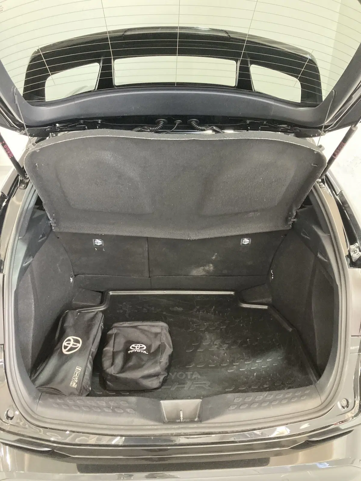 Toyota Toyota C-HR usata a Barletta-Andria-Trani (7)