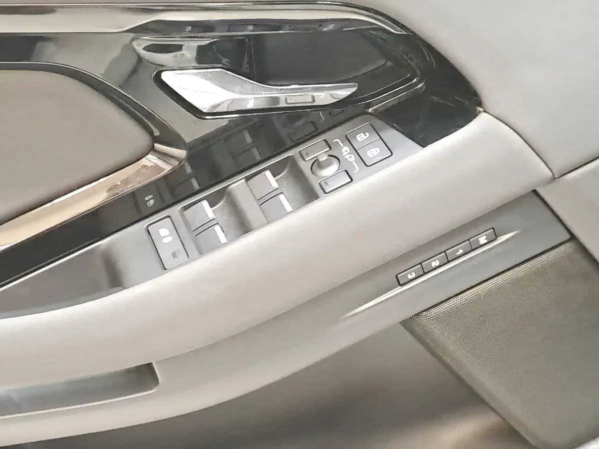 Land Rover Range Rover Evoque usata a Pavia (16)