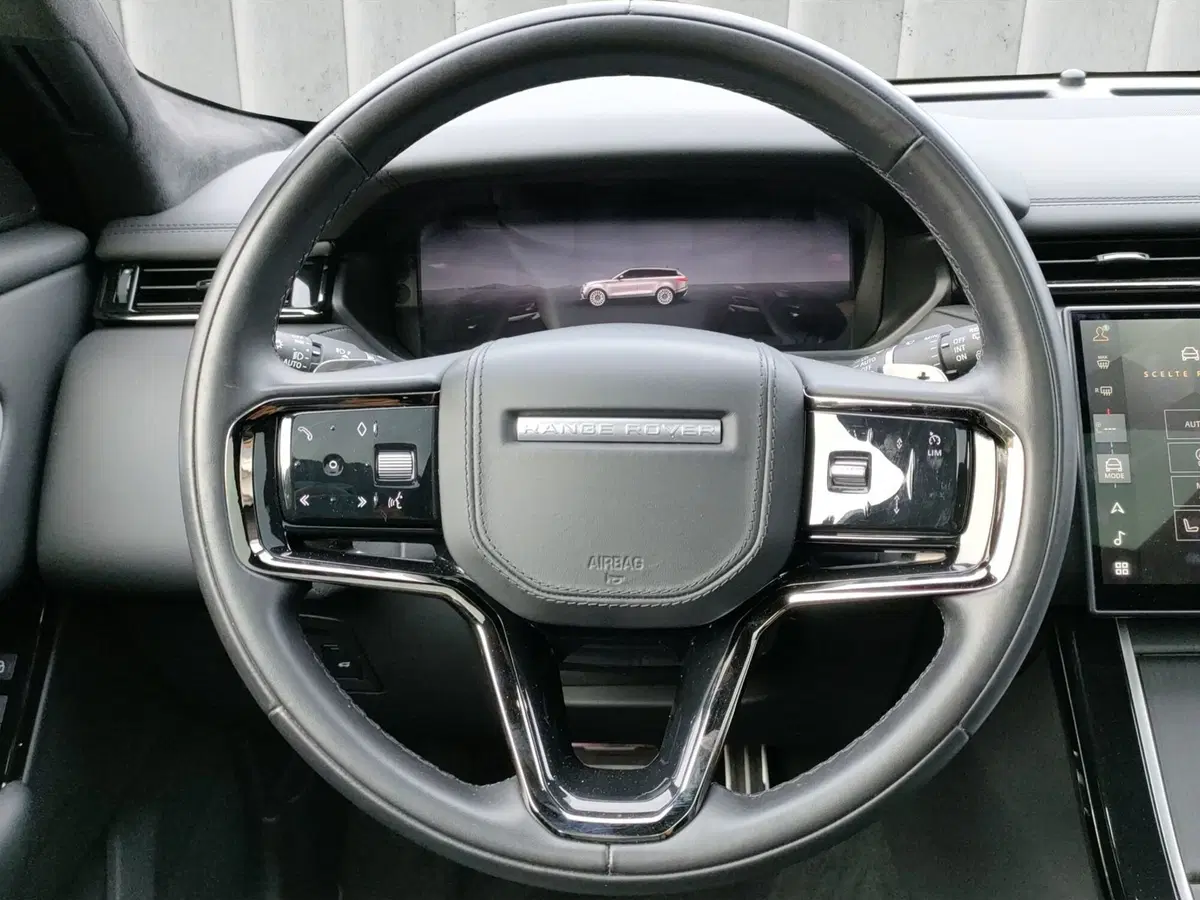 Land Rover Range Rover Velar usata a Lecco (12)