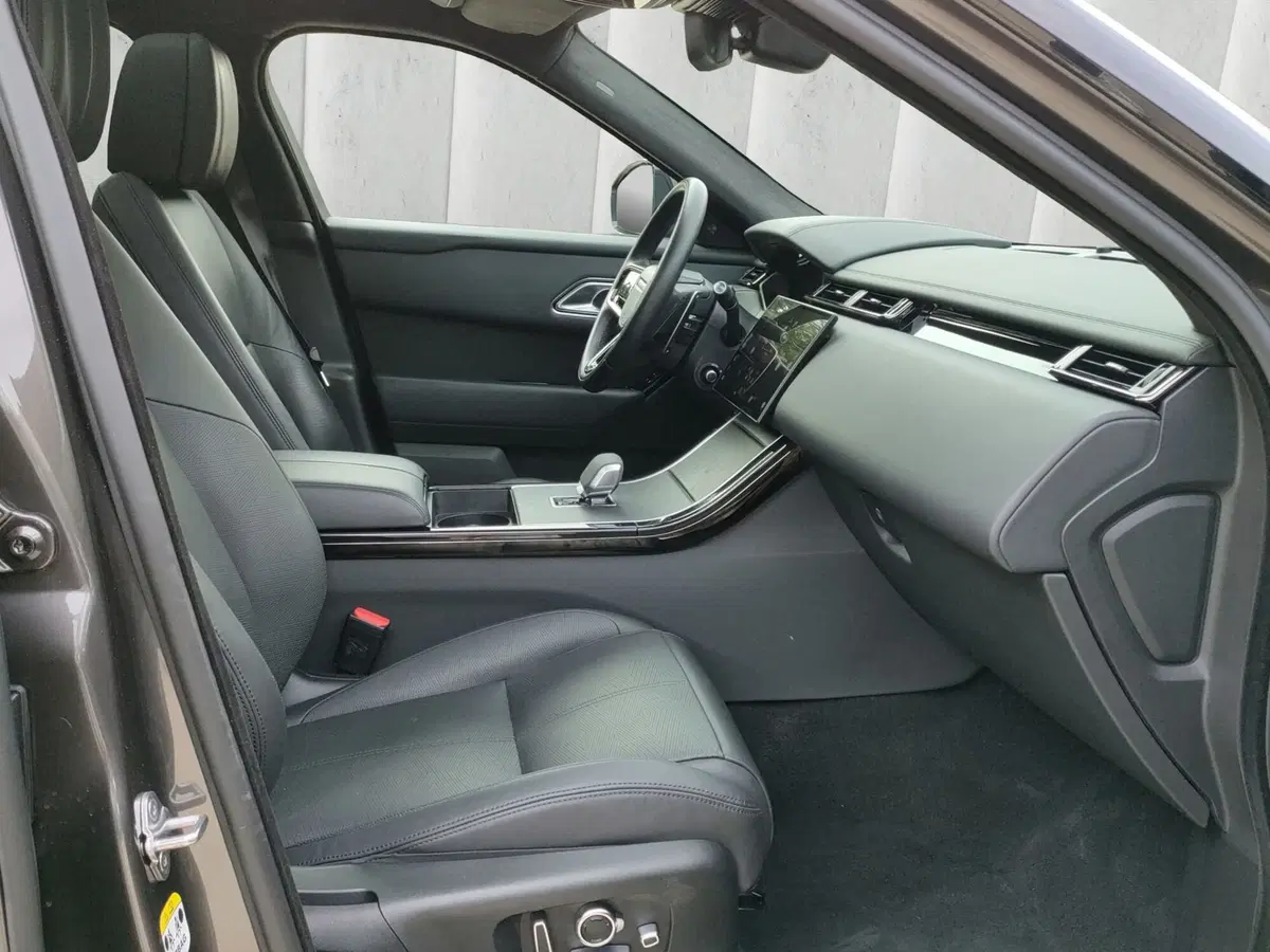 Land Rover Range Rover Velar usata a Lecco (3)
