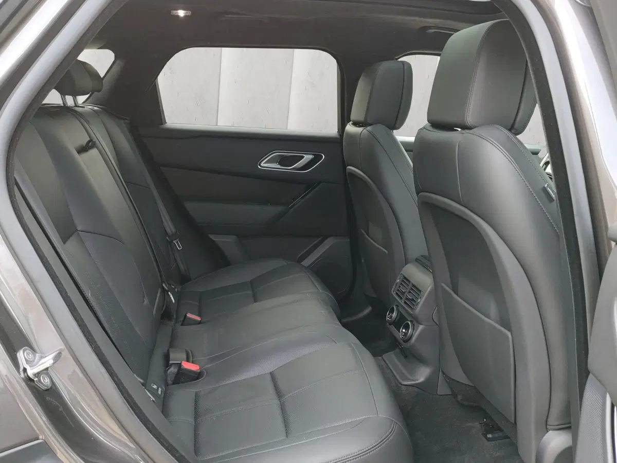 Land Rover Range Rover Velar usata a Lecco (5)
