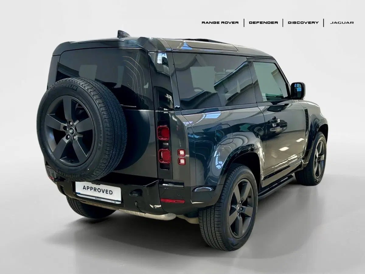 Land Rover Defender usata a Bari (2)