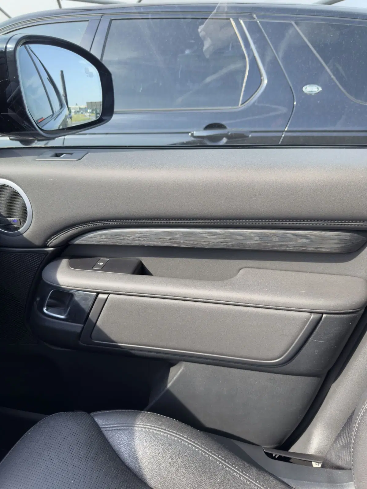 Land Rover Discovery usata a Lecco (19)