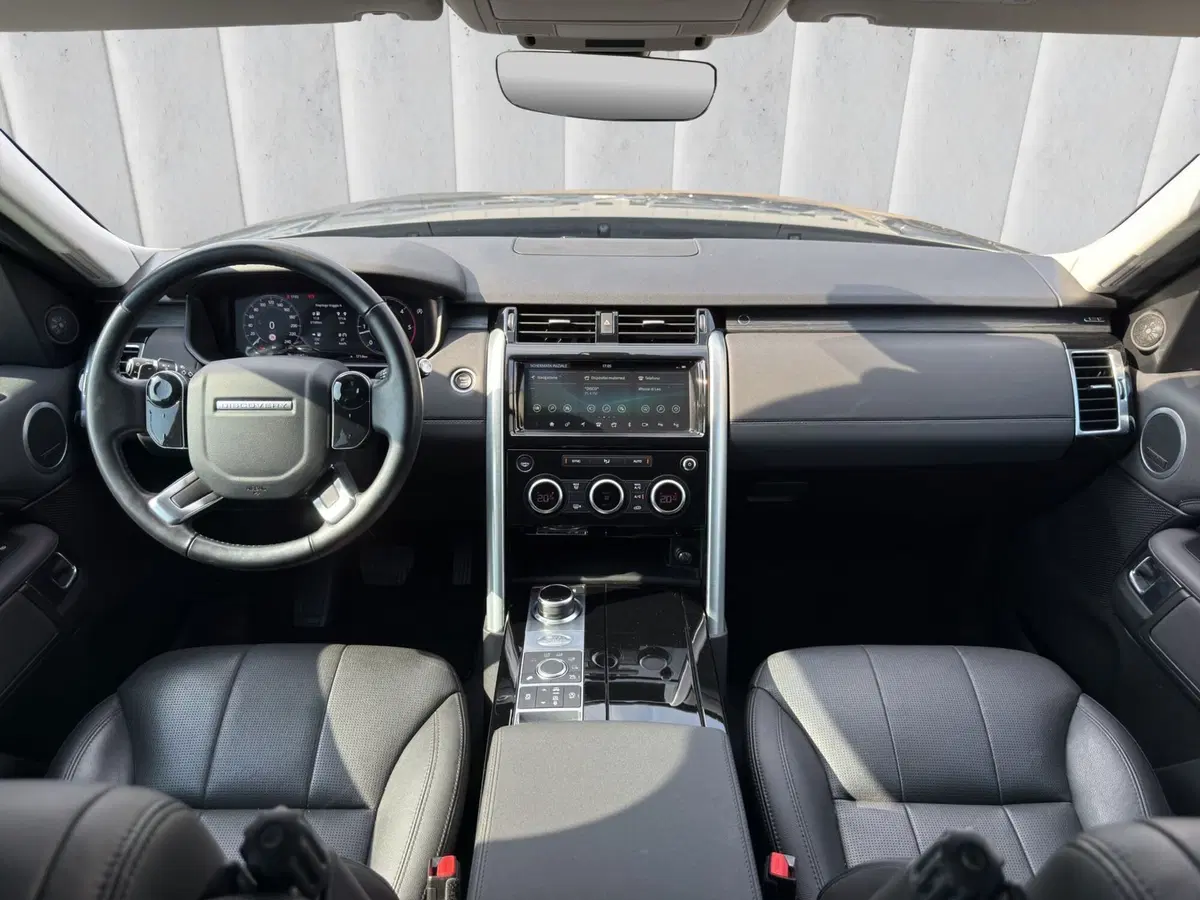 Land Rover Discovery usata a Lecco (3)