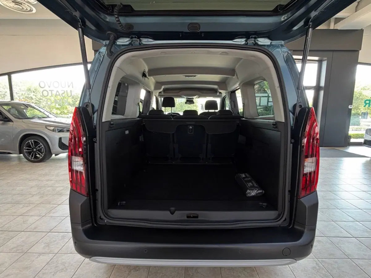 Peugeot Rifter nuova a Vicenza (13)