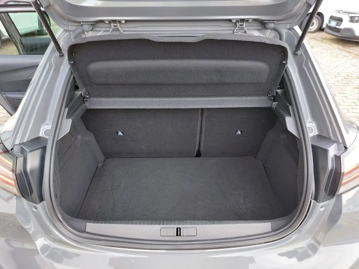 Peugeot 208 usata a Pavia (5)