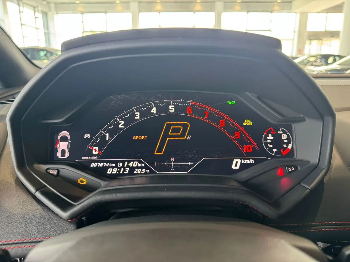 Lamborghini Huracán Coupé usata a Firenze (17)