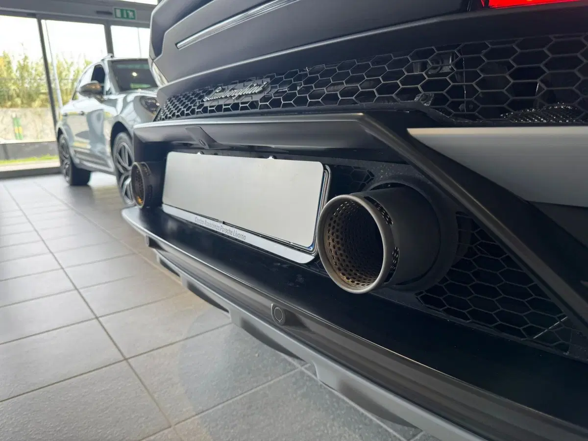 Lamborghini Huracán Coupé usata a Firenze (19)