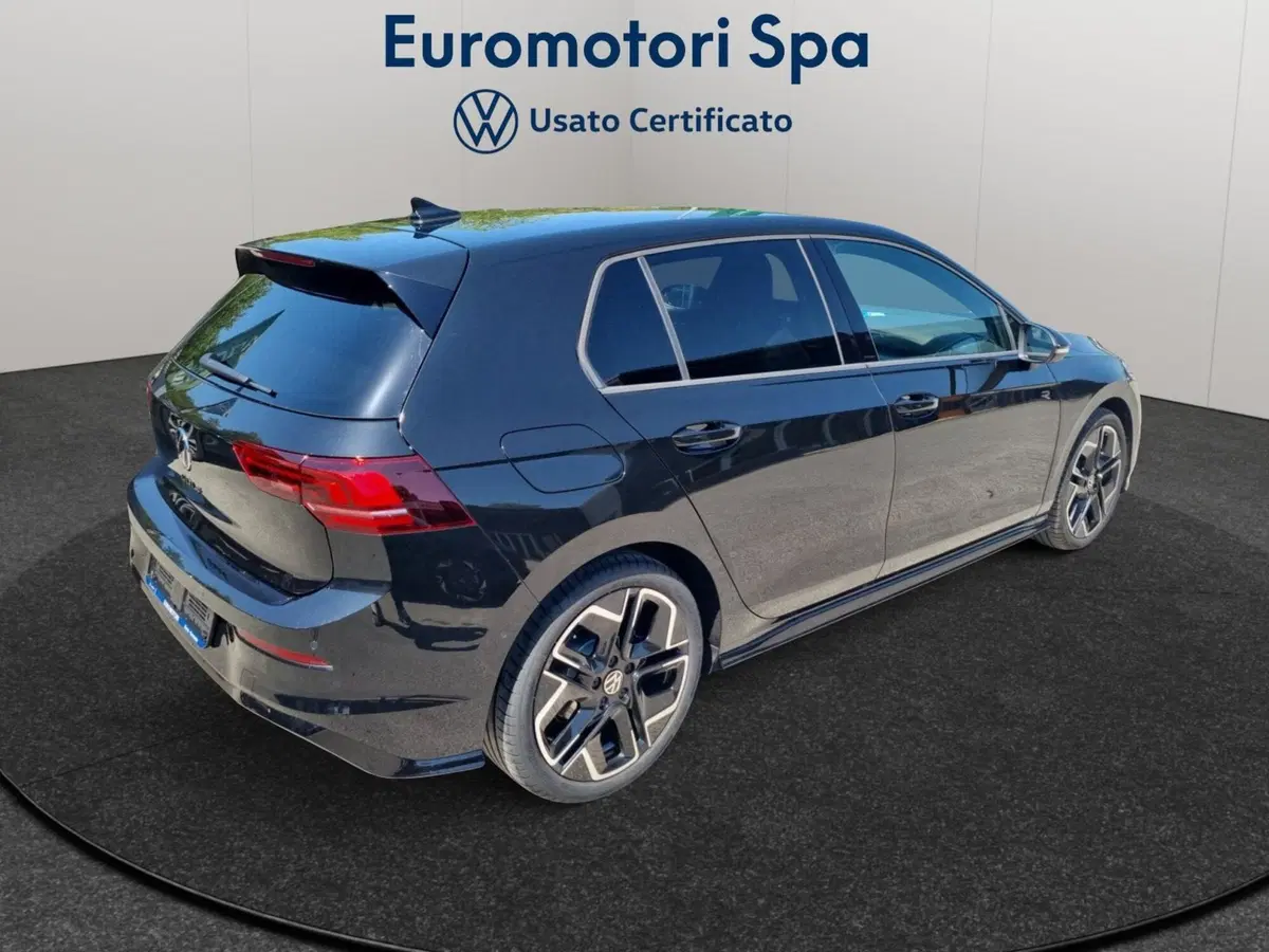 Volkswagen Golf nuova a Siena (5)