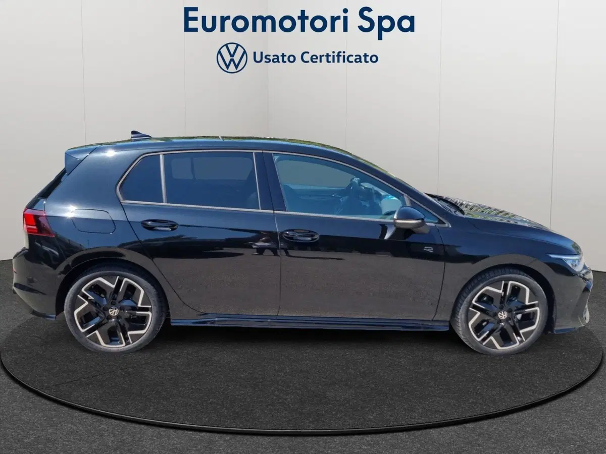 Volkswagen Golf nuova a Siena (6)