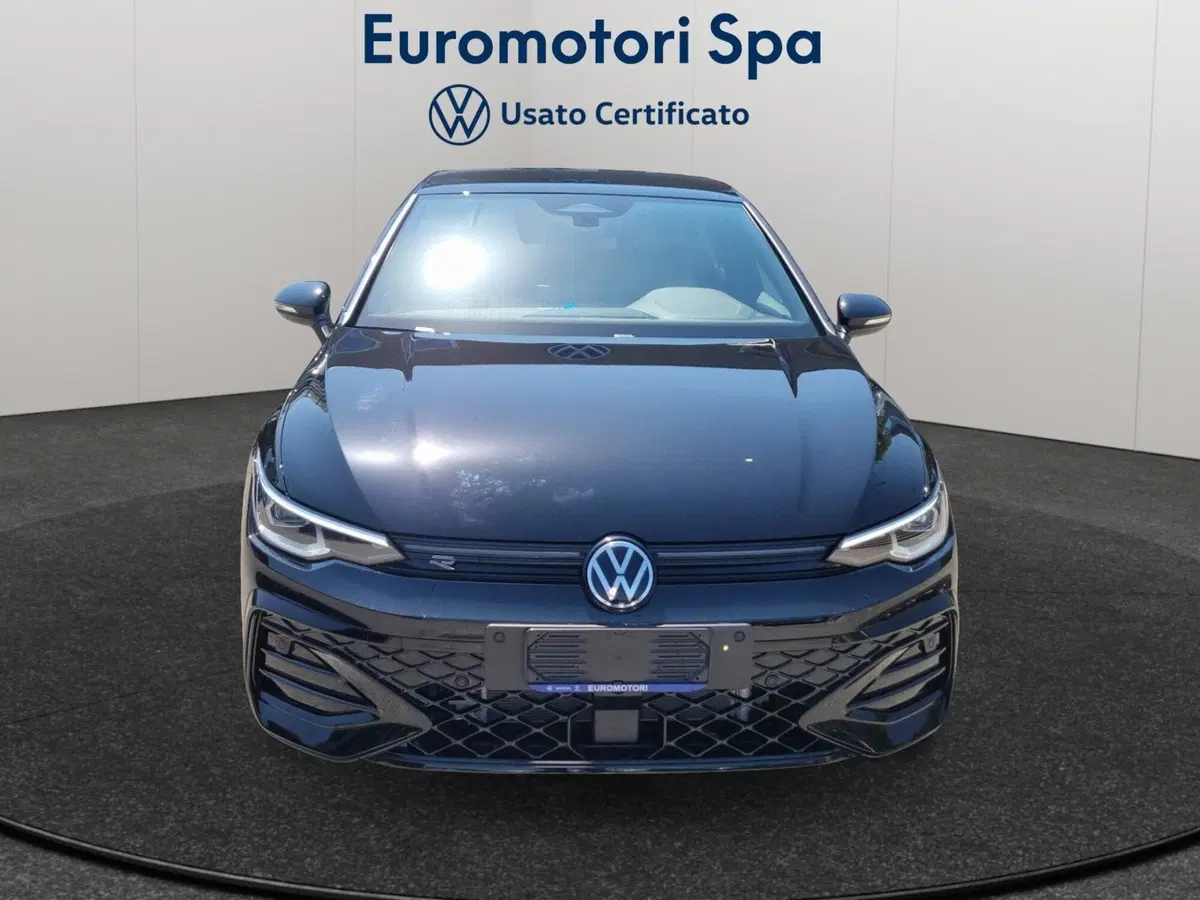 Volkswagen Golf nuova a Siena (8)