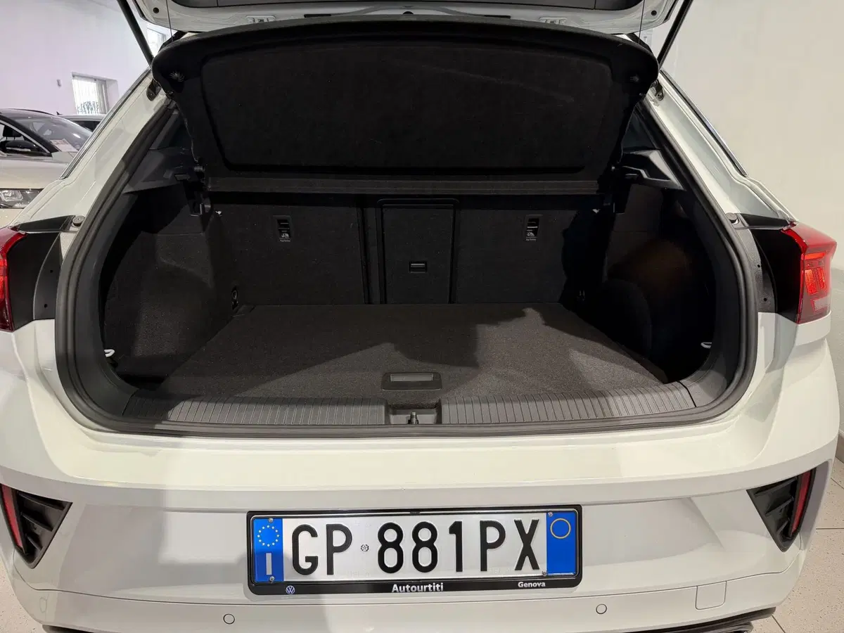 Volkswagen T-Roc usata a Genova (10)