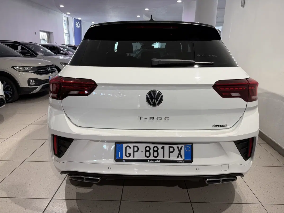 Volkswagen T-Roc usata a Genova (4)